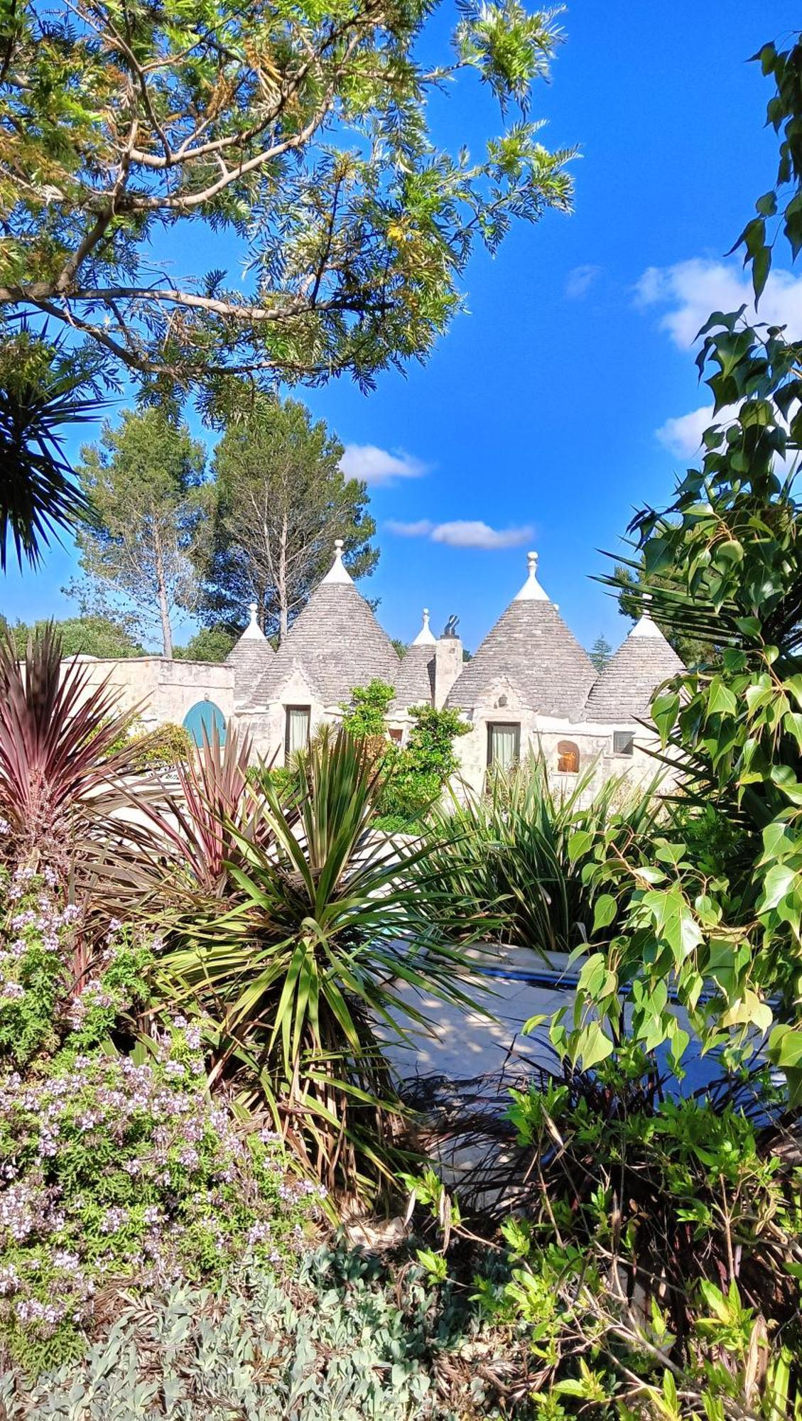 Trullo Bosco Libero Ostuni别墅 外观 照片