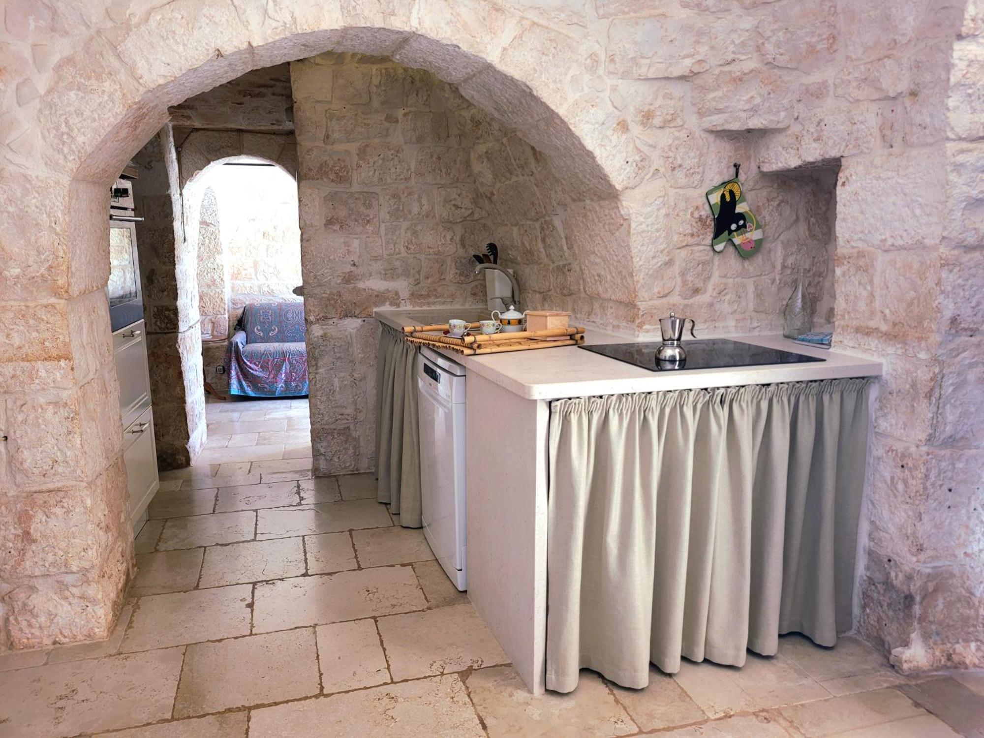 Trullo Bosco Libero Ostuni别墅 外观 照片