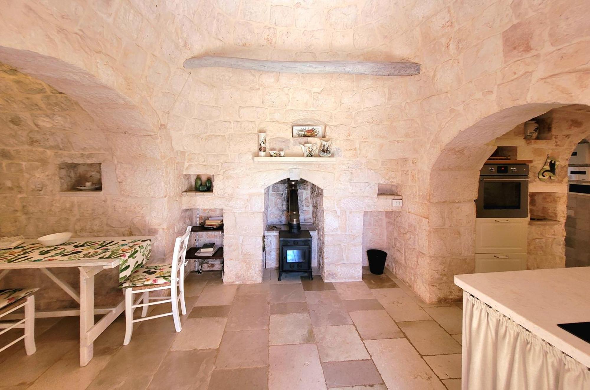 Trullo Bosco Libero Ostuni别墅 外观 照片
