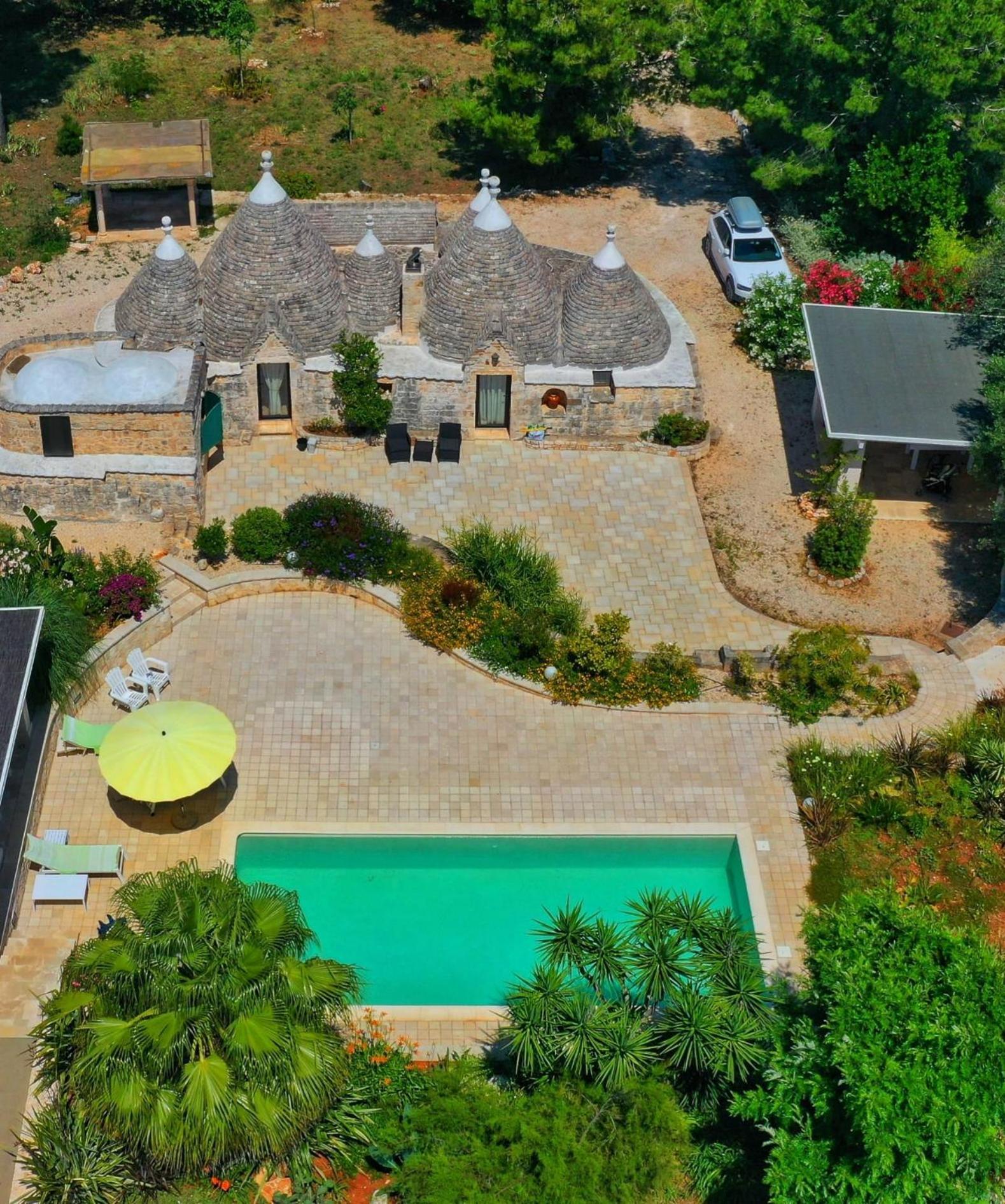 Trullo Bosco Libero Ostuni别墅 外观 照片